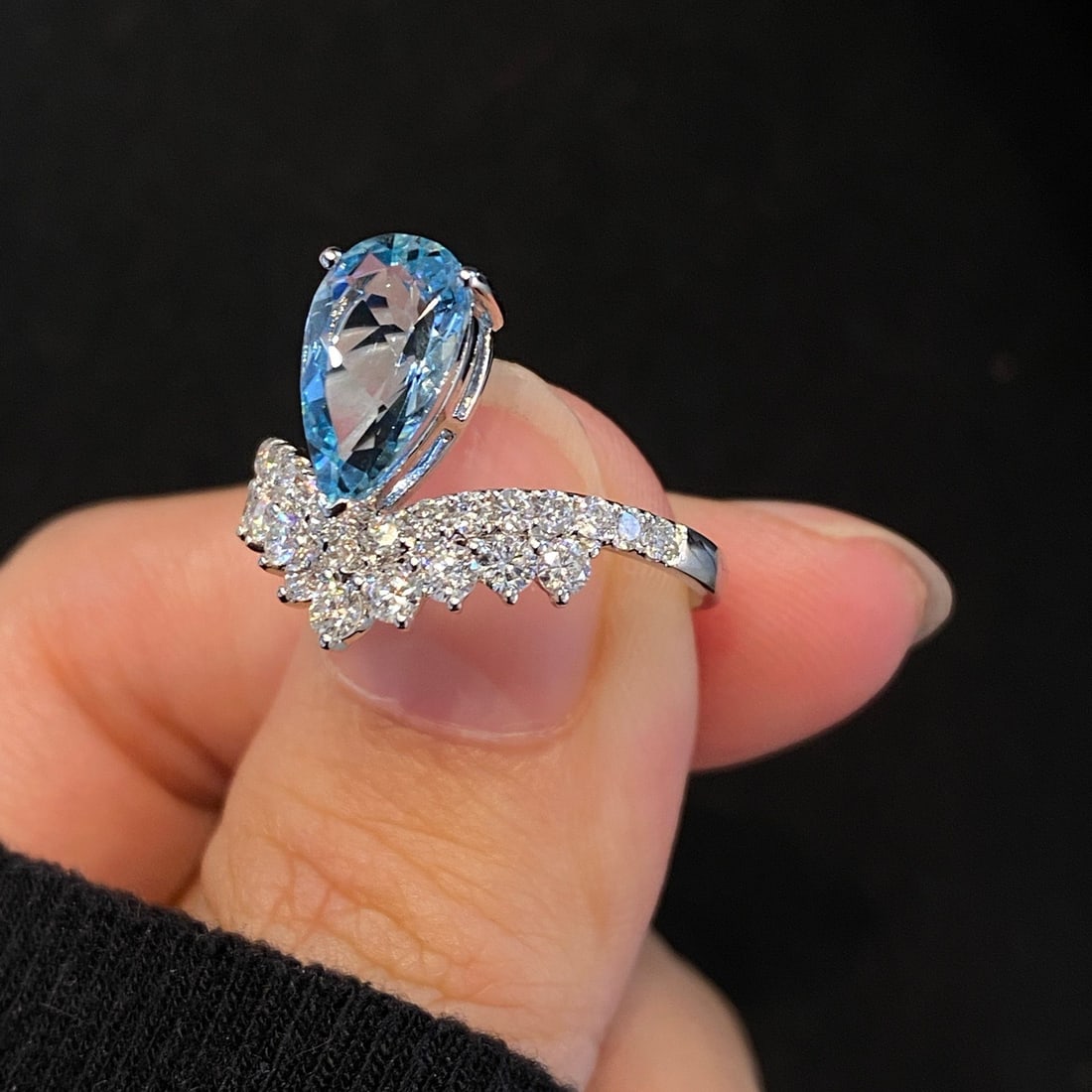 14k Gold 2.10 Ctw Natural Aquamarine & Lab Grown Diamond Ring - 2