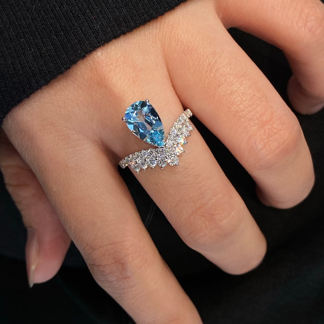 14k Gold 2.10 Ctw Natural Aquamarine & Lab Grown Diamond Ring - 3