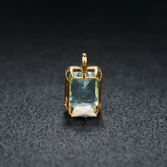 14k Gold 4.08 Ct Natural Aquamarine Pendant( Without Chain ) - 5