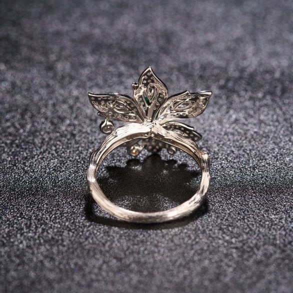 14k Gold 0.48 Ct Vivid Green Natural Emerald & Diamond Ring - 5