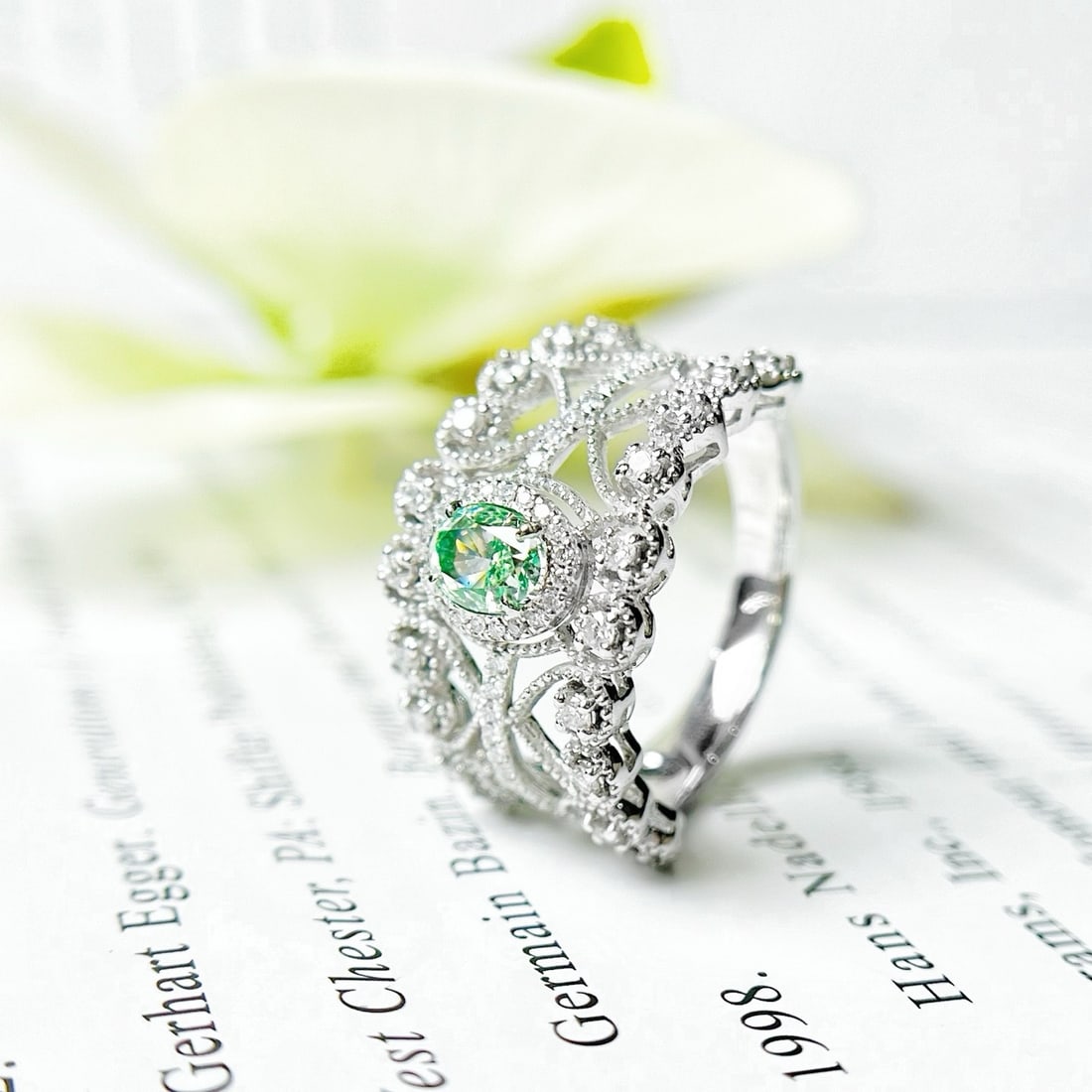 14k Gold 1.08 Ctw Natural Green Diamond & Diamond Ring - 2