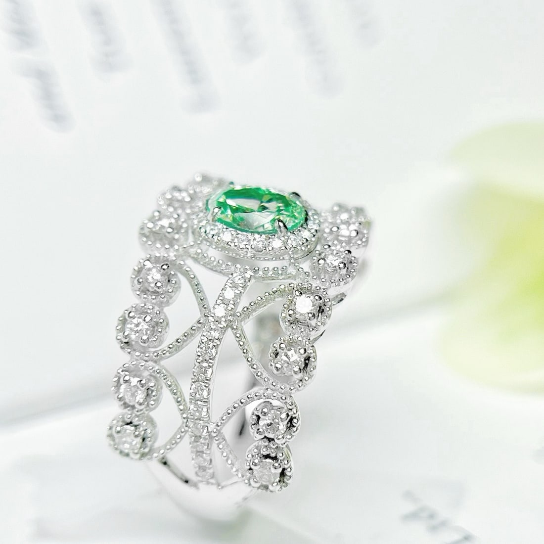 14k Gold 1.08 Ctw Natural Green Diamond & Diamond Ring - 4