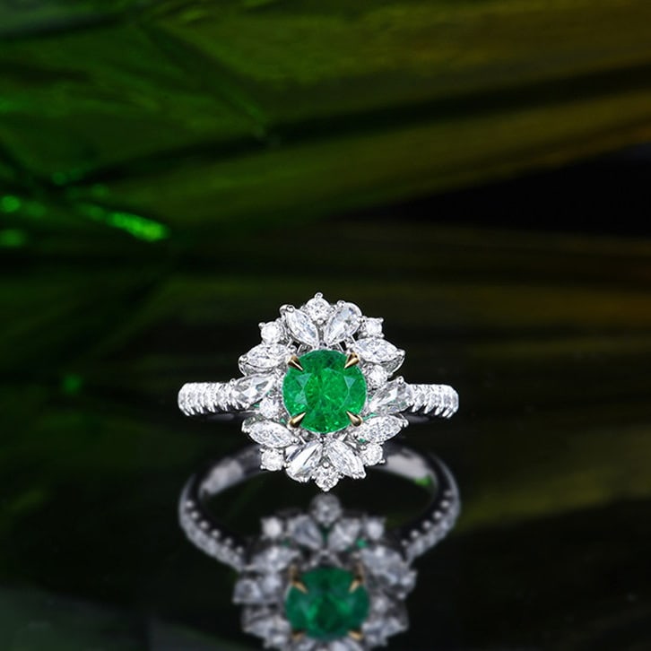 14k Gold 1.77 Ctw Natural Emerald & Diamond Ring/pendant( Without Chain ): Ref:231134266 // gold content:14k gold // ring size:7. 25us // // main gemstone:emerald // shape:round // carat weight:0. 98ct // color:green // treatment:natural // cut grade:g // // adjacent