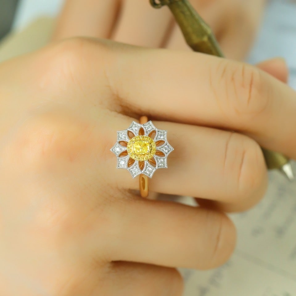 14k Gold 0.43 Ctw Natural Yellow Diamond & Diamond Ring - 5