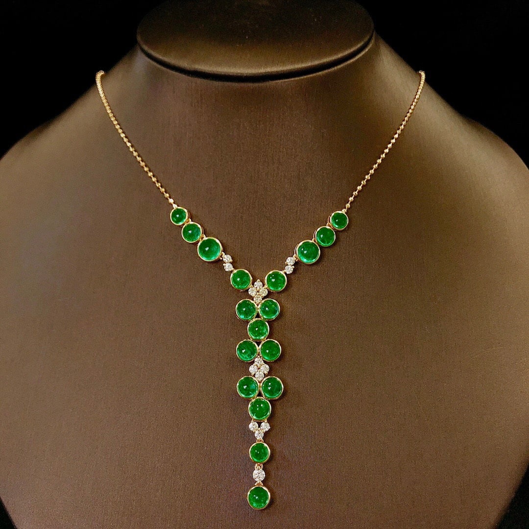 14k Gold 10.33 Ctw Natural Emerald & Diamond Necklace (1 of 6)