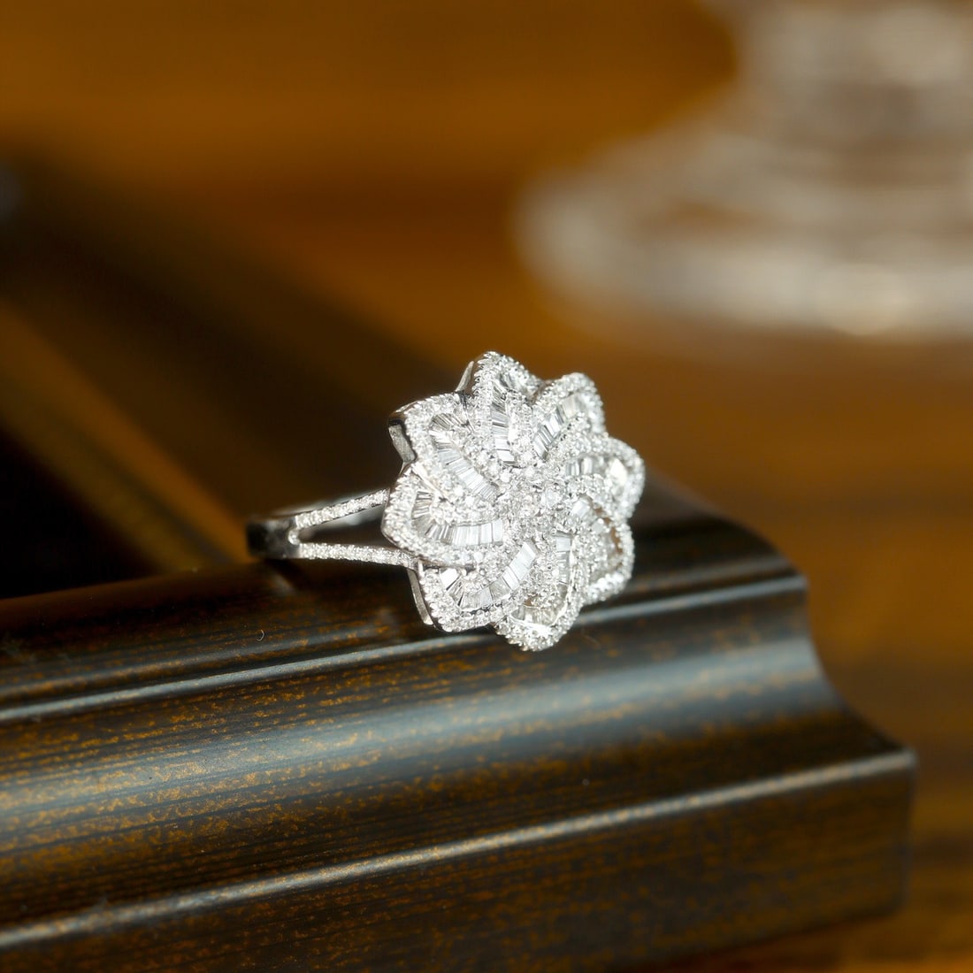 14k Gold 0.65 Ct Natural H Diamond Ring - 2