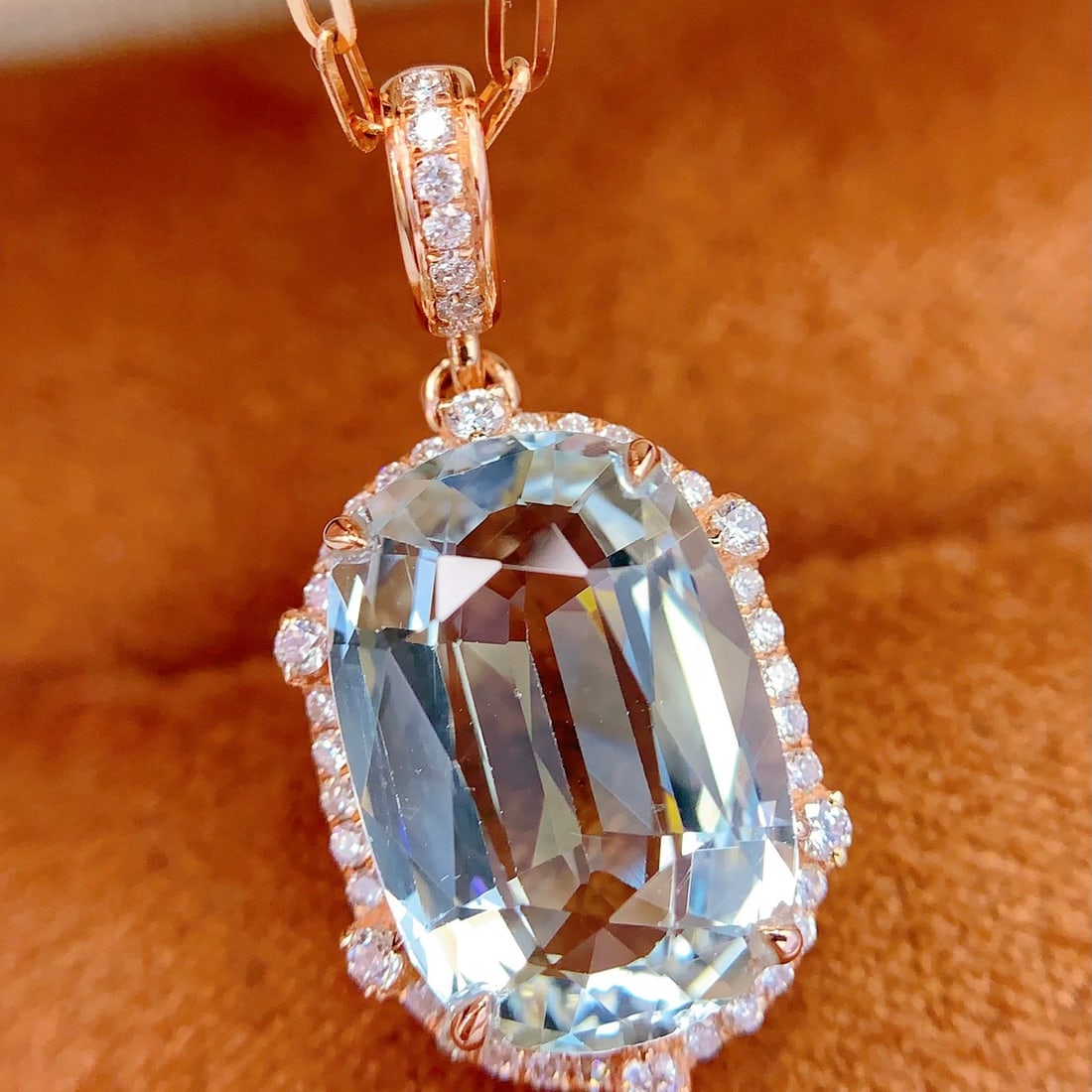 14k Gold 4.85 Ct Natural Aquamarine & Diamond Pendant( Without Chain ) - 2