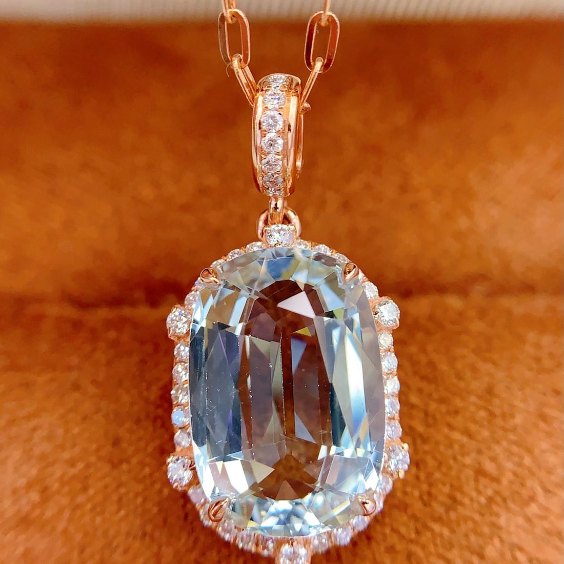 14k Gold 4.85 Ct Natural Aquamarine & Diamond Pendant( Without Chain ) - 3