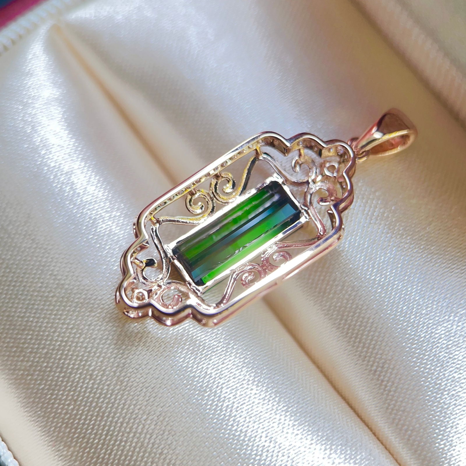 14k Gold 3.11 Ctw Natural Tourmaline & Diamond Pendant( Without Chain ) - 2