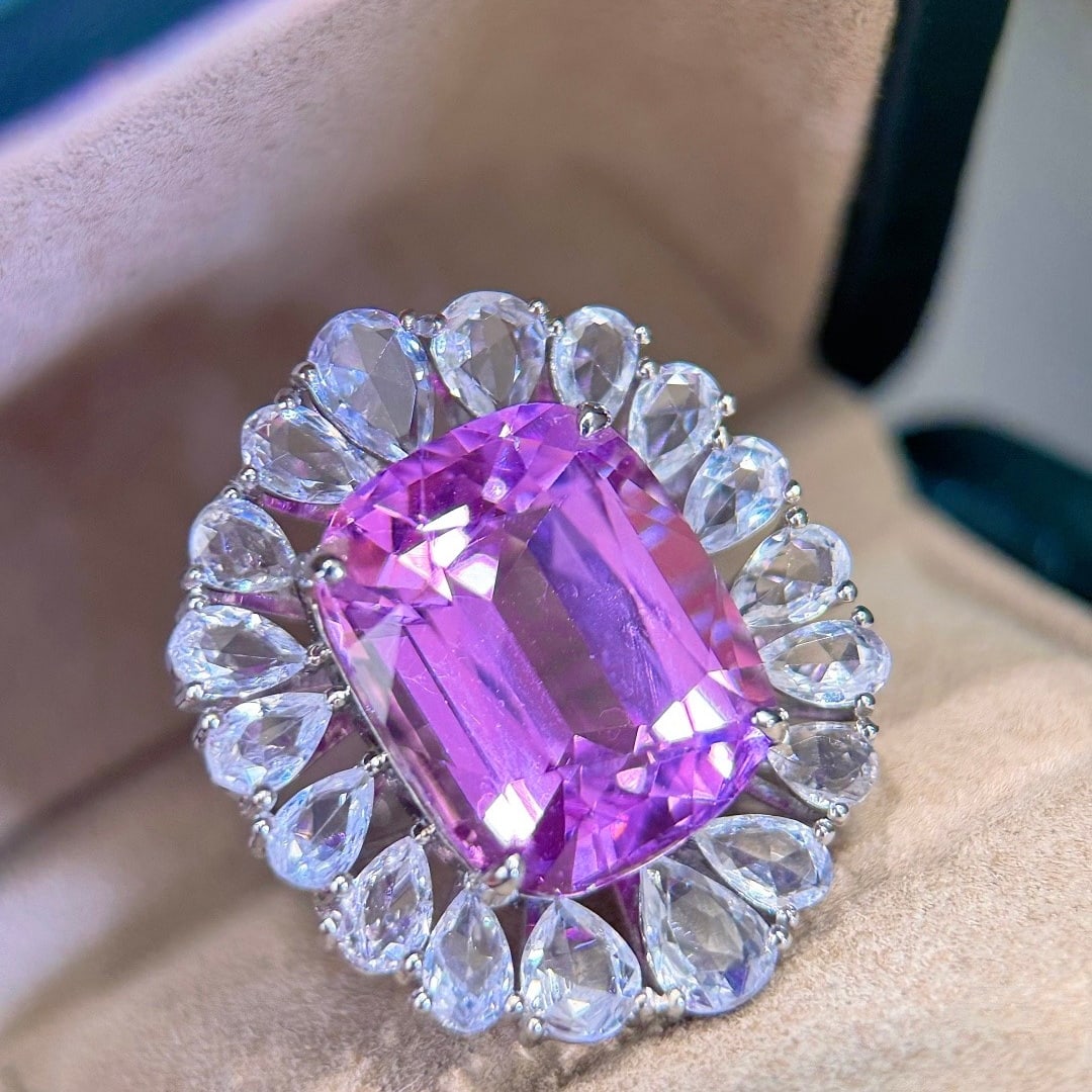 14k Gold 20.03 Ctw Natural Kunzite & Sapphire Ring - 7