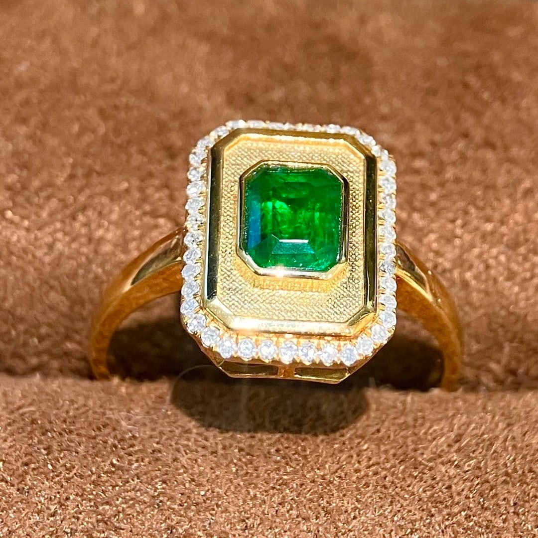 14k Gold 1.72 Ctw Vivid Green Natural Emerald & Diamond Ring - 5