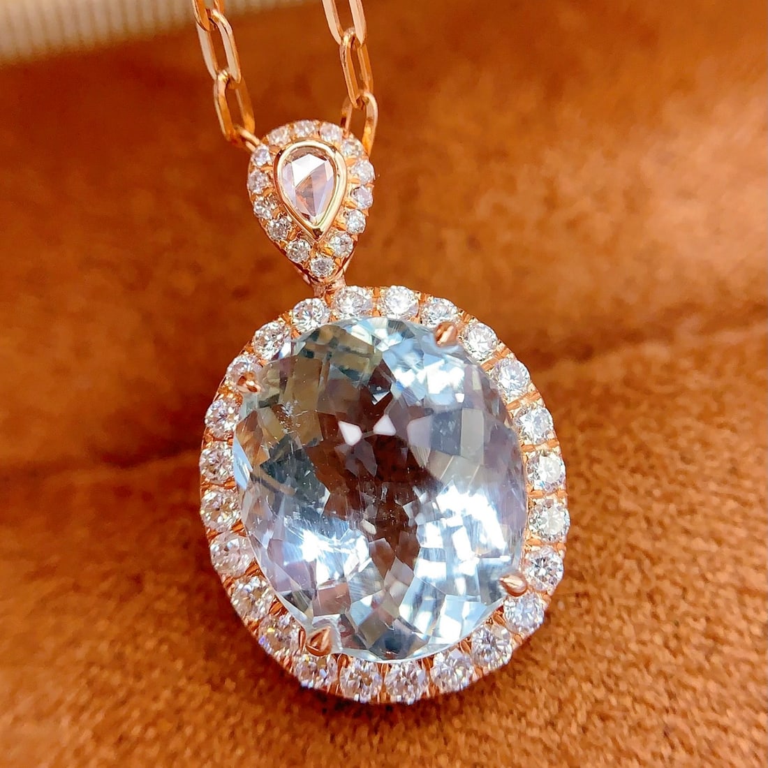 14k Gold 4.5 Ct Natural Aquamarine & Diamond Pendant( Without Chain ) - 4