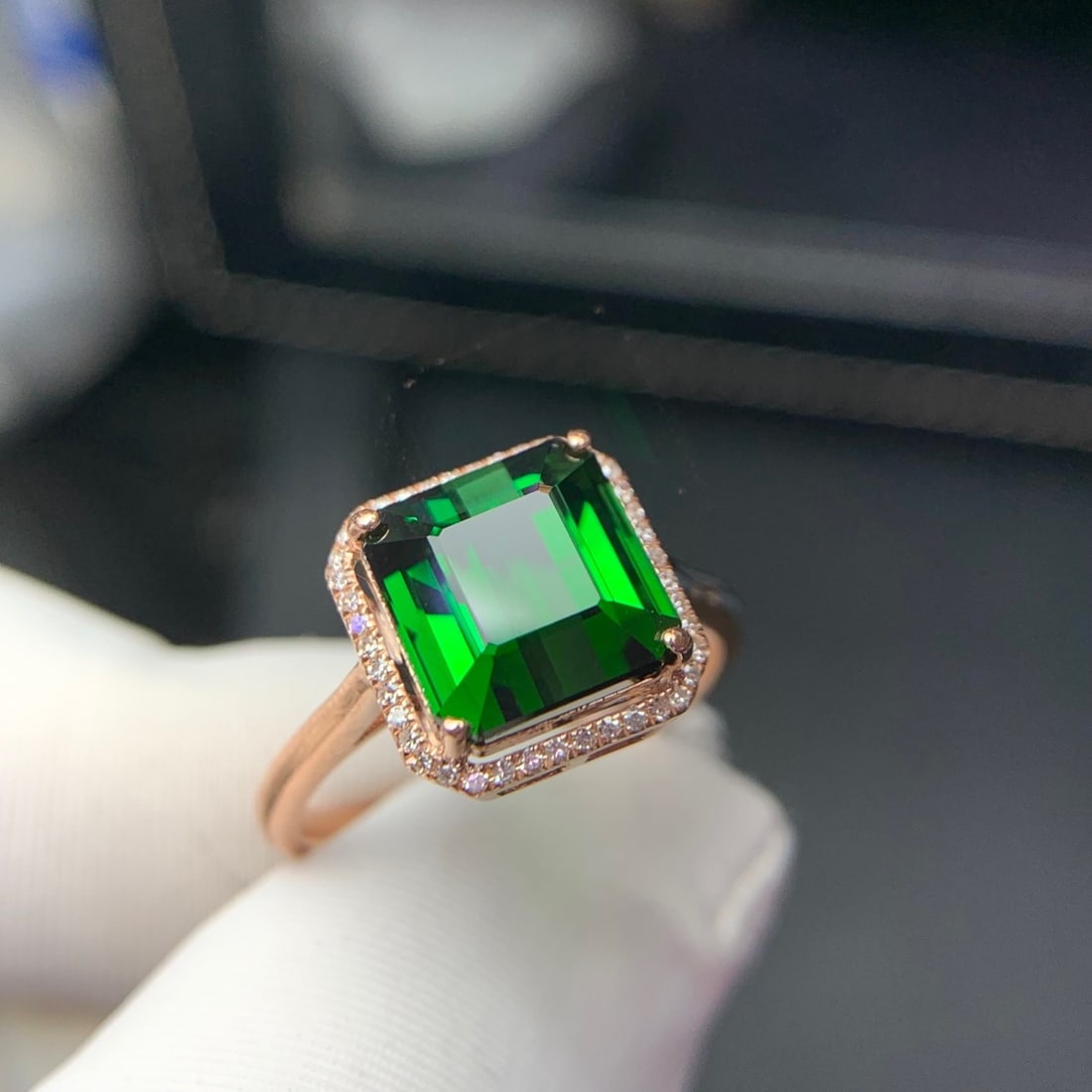 14k Gold 4.4 Ct Natural Tourmaline & Diamond Ring - 3