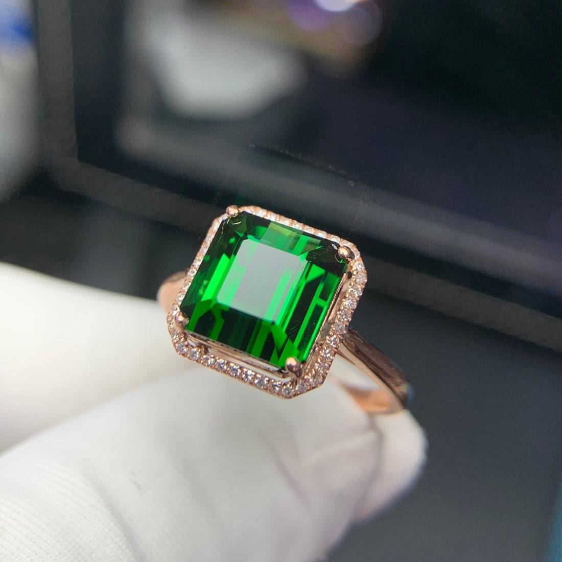 14k Gold 4.4 Ct Natural Tourmaline & Diamond Ring - 5