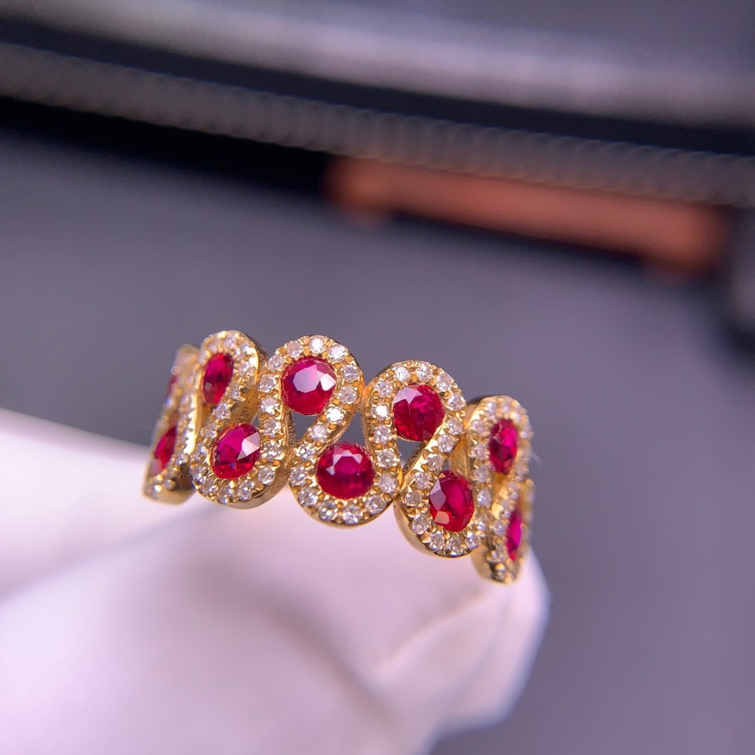 14k Gold 1.57 Ct Natural Ruby & Diamond Ring - 8