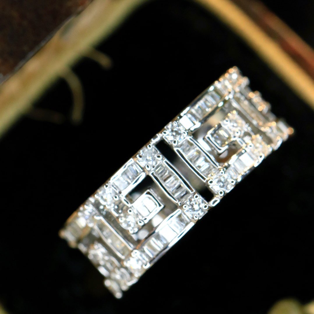 14k Gold 0.9 Ct Natural H Diamond Ring - 4