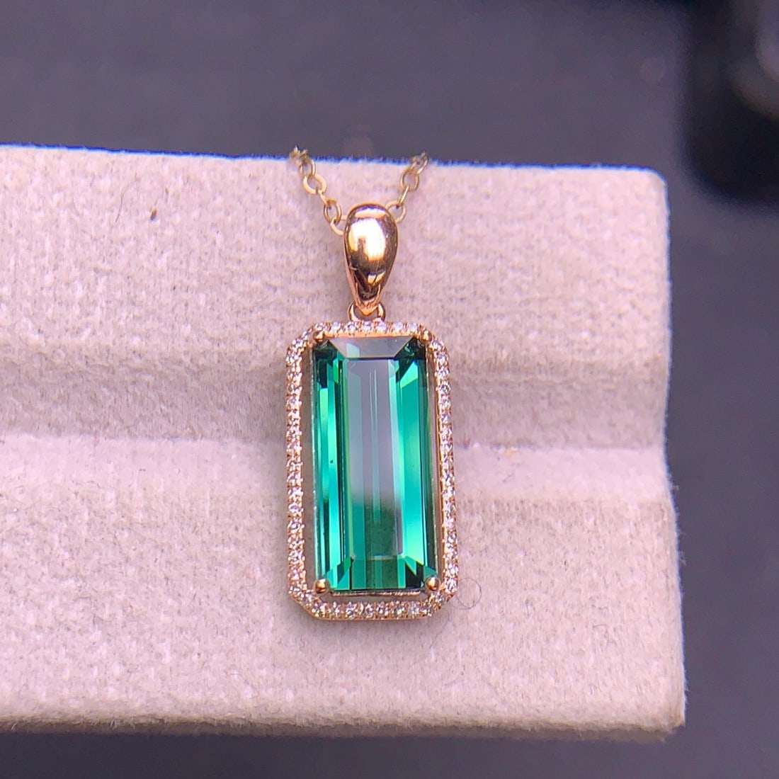 14k Gold 3.7 Ct Natural Tourmaline & Diamond Pendant( Without Chain ) - 2