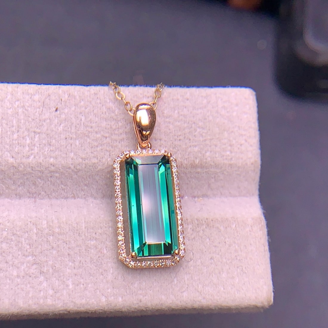 14k Gold 3.7 Ct Natural Tourmaline & Diamond Pendant( Without Chain ) - 8