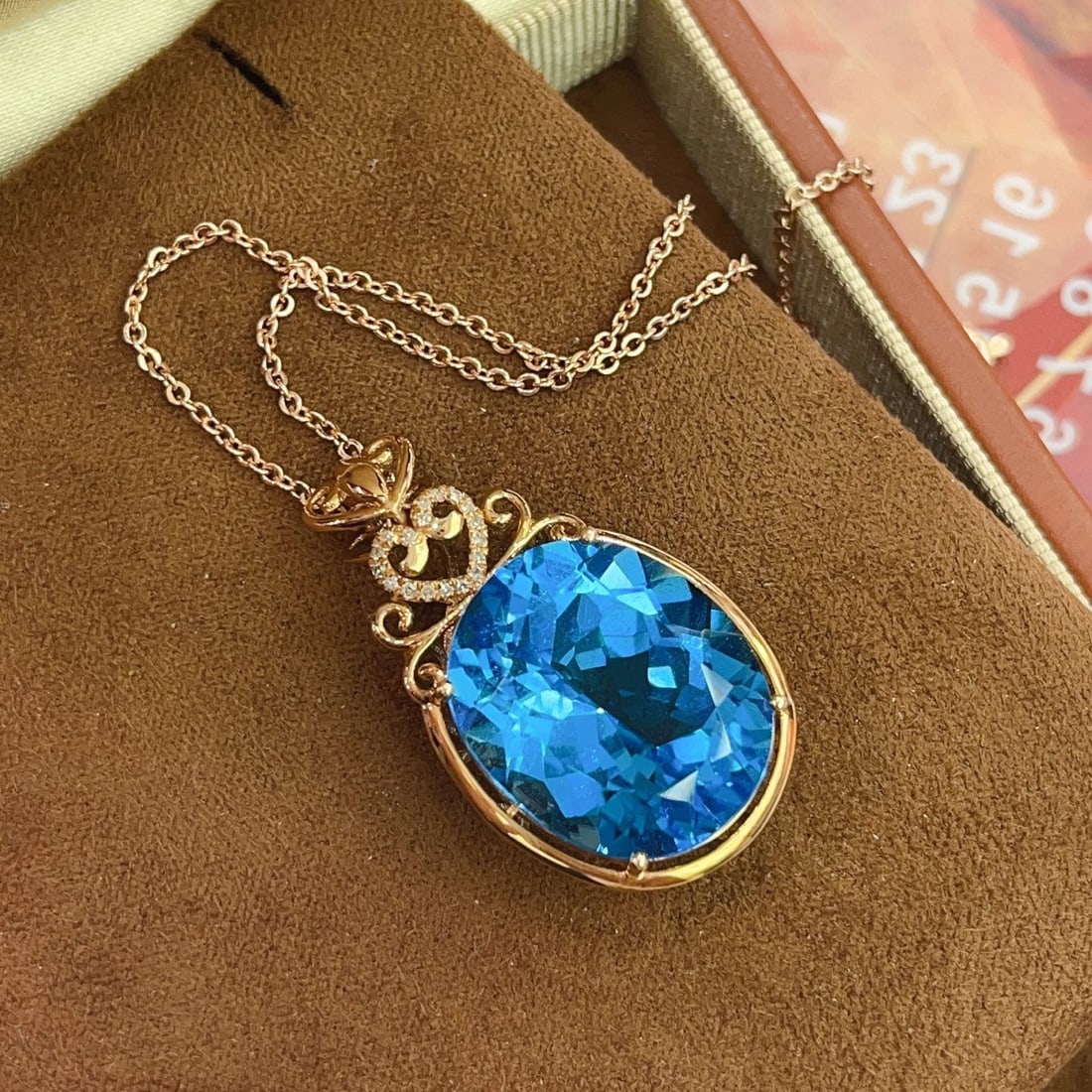 14k Gold 21.70 Ct Natural Topaz & Diamond Pendant( Without Chain ) - 3