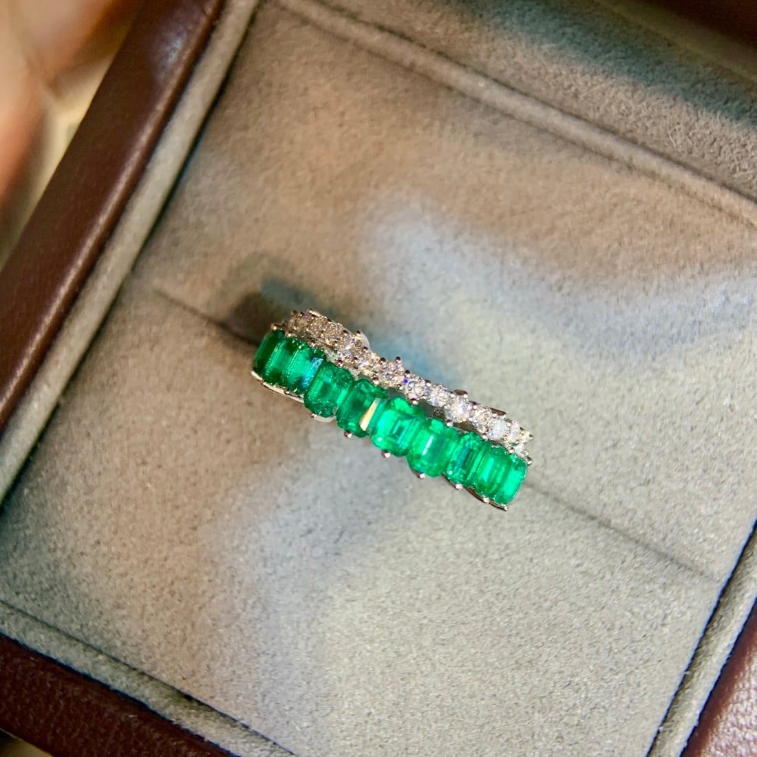 14k Gold 1.42 Ctw Natural Emerald & Diamond Ring - 2