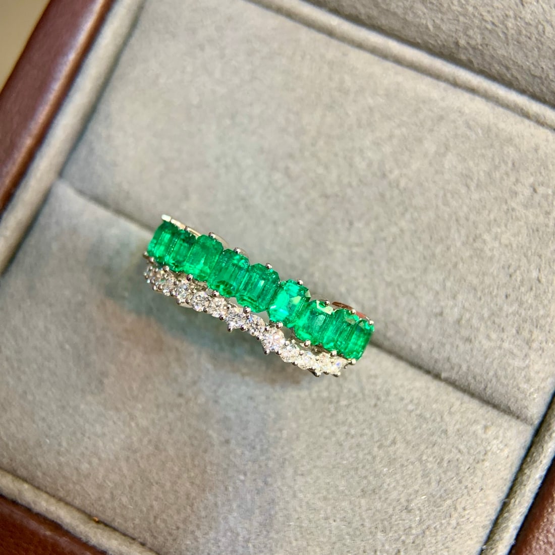 14k Gold 1.42 Ctw Natural Emerald & Diamond Ring - 5