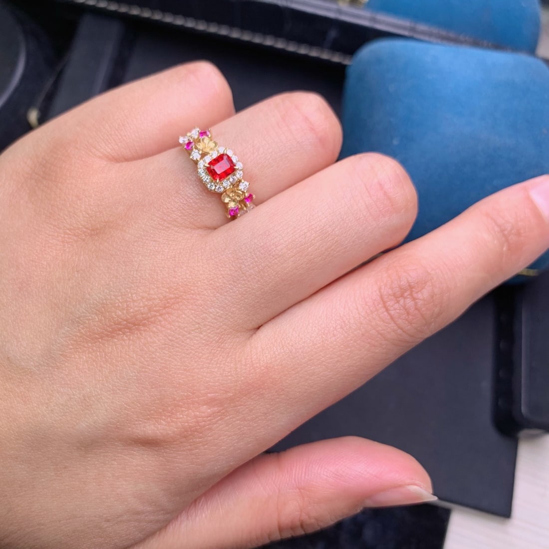 14k Gold 0.63 Ct Natural Spinel & Diamond Ring - 9