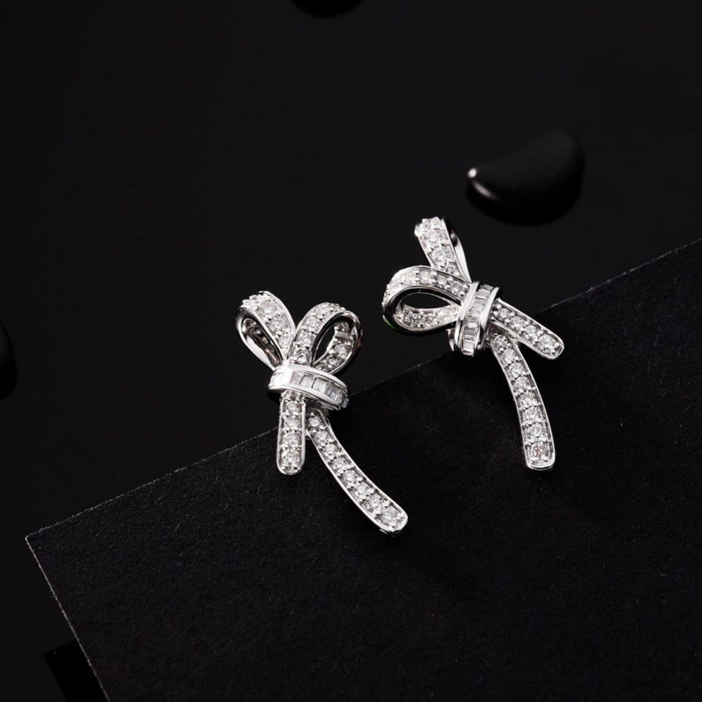 14k Gold 0.50 Ctw Natural H Diamond Earrings - 3