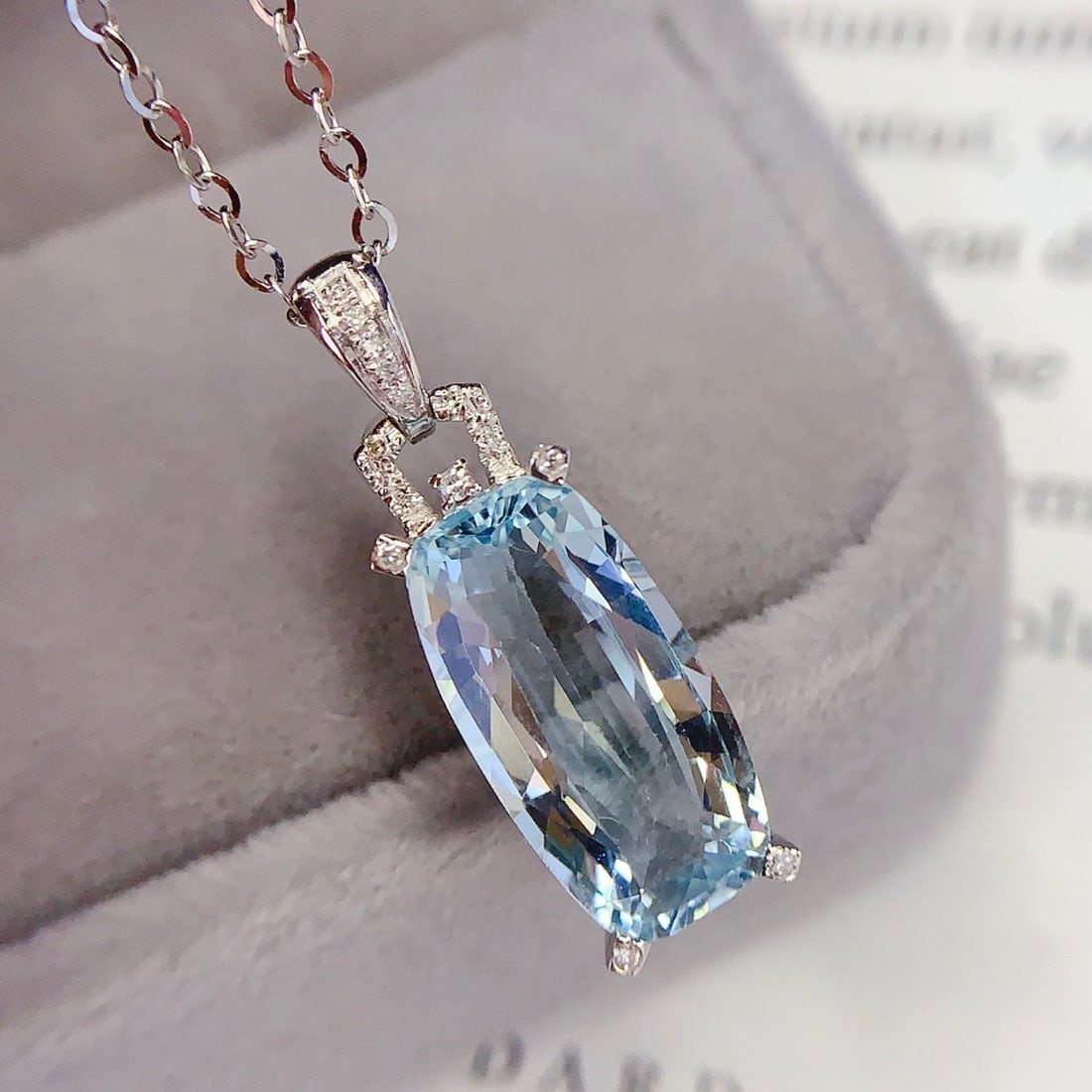 14k Gold 3.63 Ct Natural Aquamarine & Diamond Pendant( Without Chain ) - 5