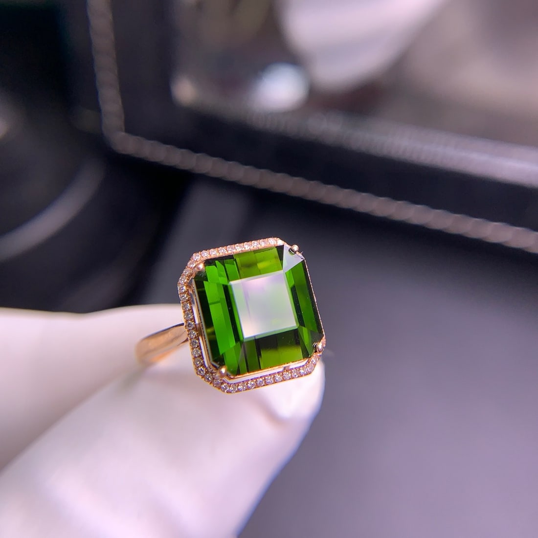 14k Gold 7.3 Ct Natural Tourmaline & Diamond Ring - 8