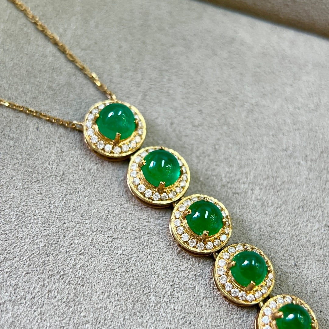 14k Gold 3.10 Ctw Vivid Green Natural Emerald & Diamond Necklace - 4