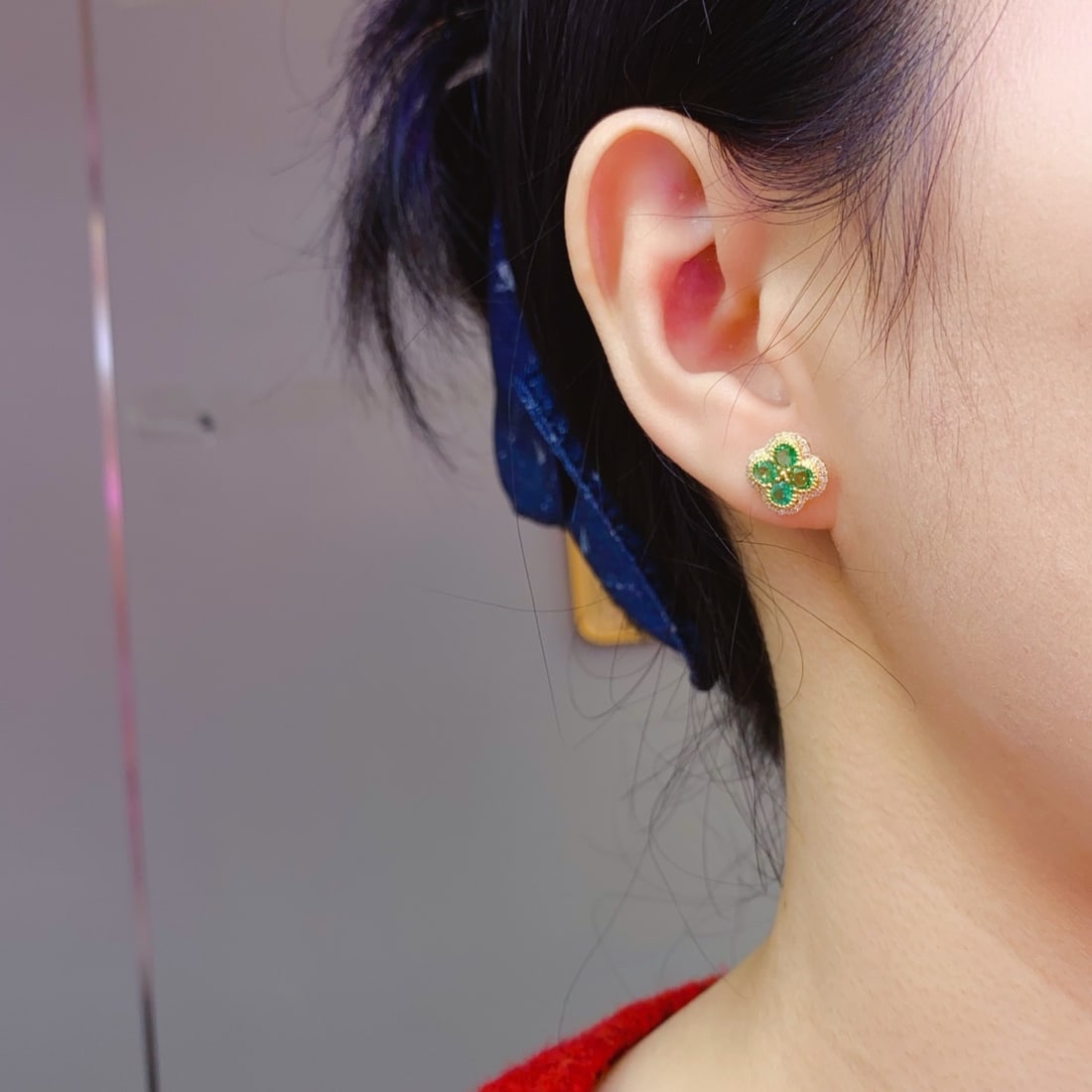 14k Gold 0.88 Ct Natural Emerald & Diamond Earrings - 6
