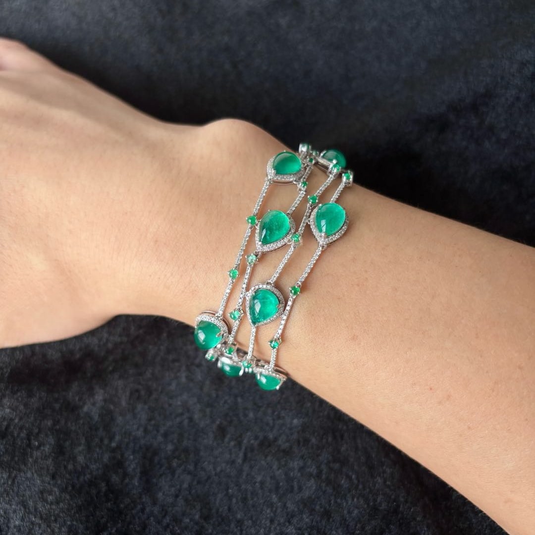 14k Gold 16.30 Ctw Natural Emerald & Diamond Bracelet - 2