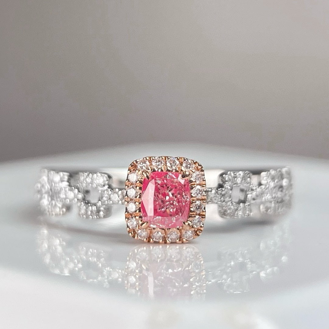 14k Gold 0.46 Ctw Natural Pink Diamond & Diamond Ring: Ref:231134422 // gold content:14k gold // ring size:7. 25us // // main gemstone:pink diamond // shape:cushion // carat weight:0. 25ct // color:pink // treatment:natural // // adjacent gemstone 2 :