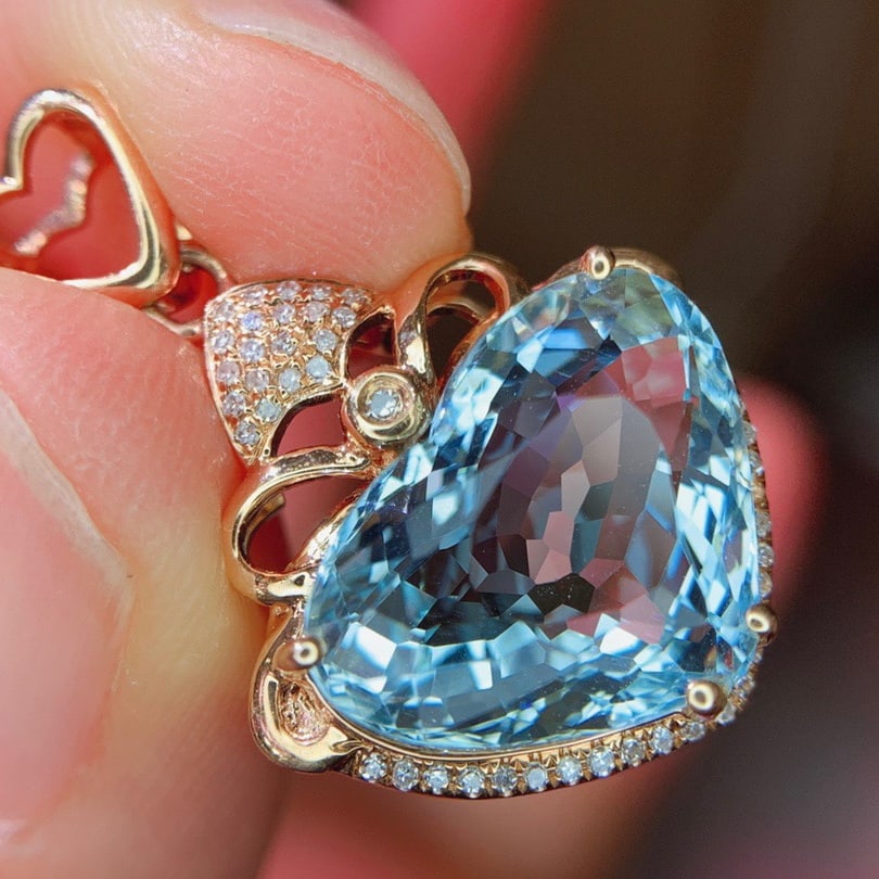 14k Gold 5.9 Ct Natural Aquamarine & Diamond Pendant( Without Chain ) - 2