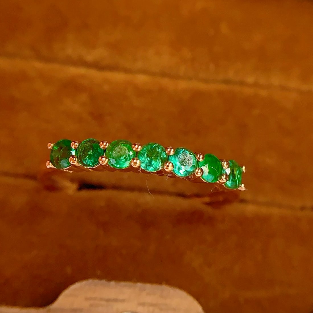 14k Gold 0.65 Ct Natural Emerald Ring - 6