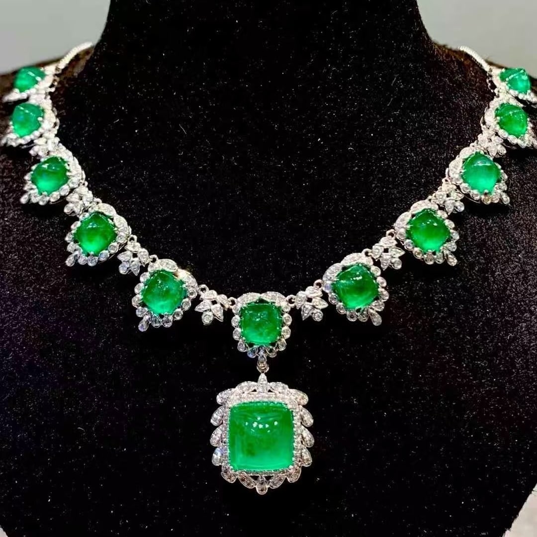 14k Gold 13.02 Ct Natural Emerald & Diamond Necklace (1 of 7)