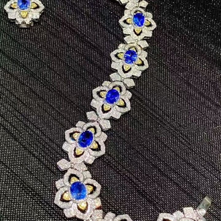 14k Gold 5.6 Ct Natural Sapphire & Diamond Bracelet - 3