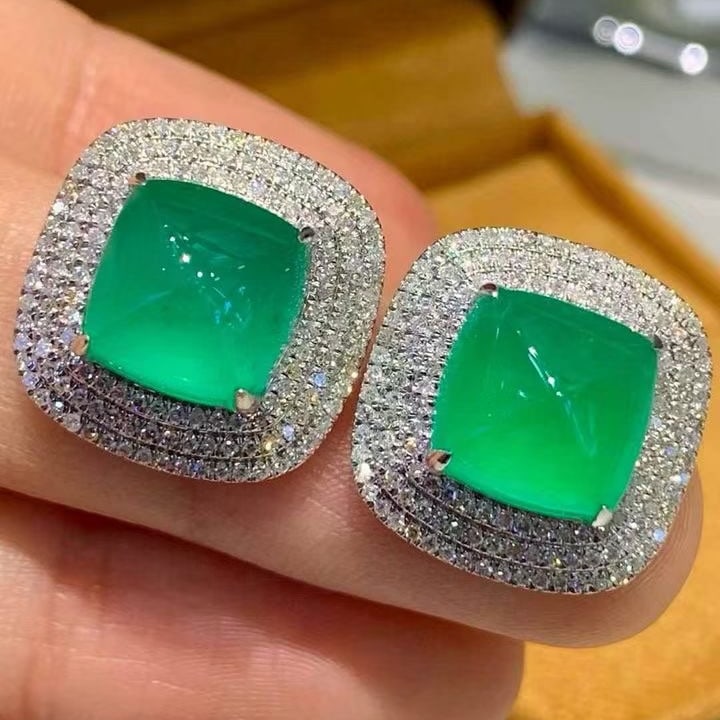 14k Gold 6.5 Ct Natural Emerald & Diamond Earrings - 3
