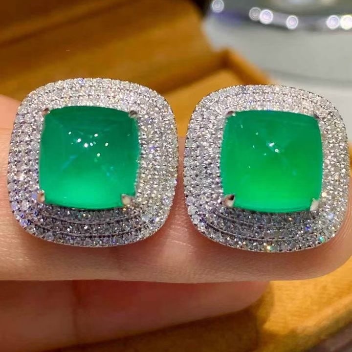 14k Gold 6.5 Ct Natural Emerald & Diamond Earrings - 4