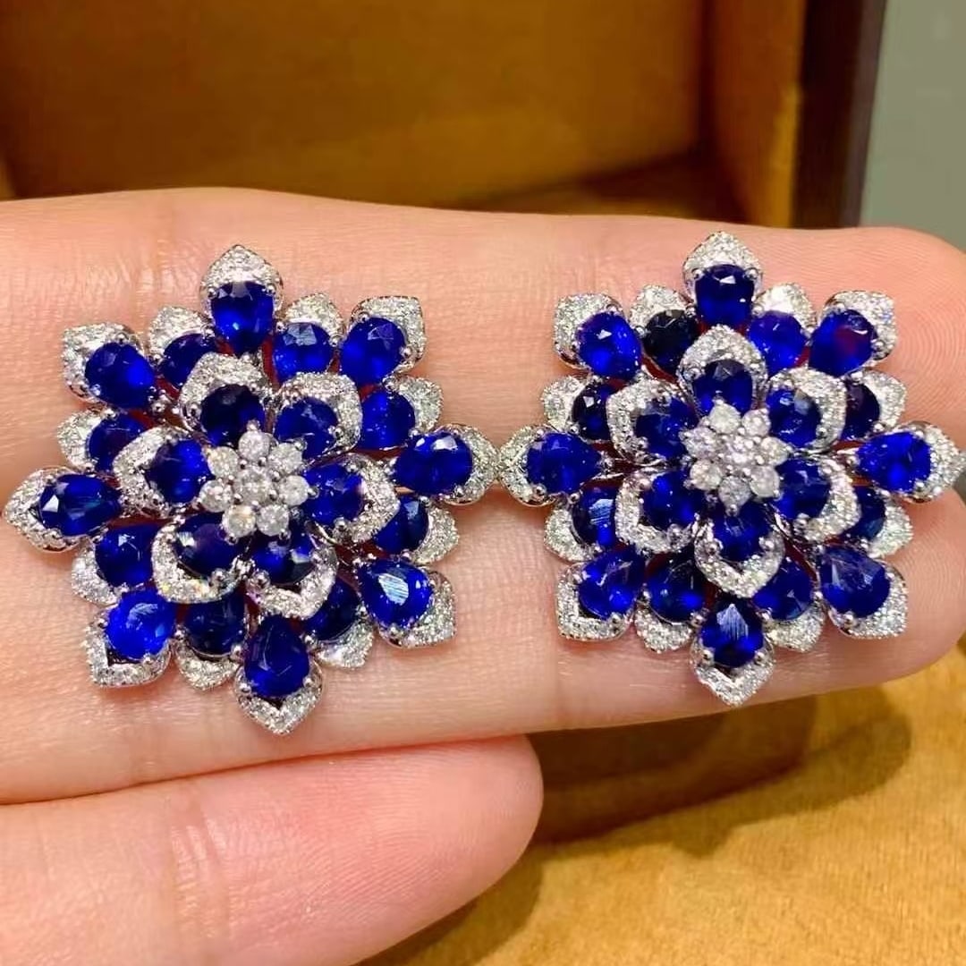 14k Gold 9.2 Ct Natural Sapphire & Diamond Earrings - 2