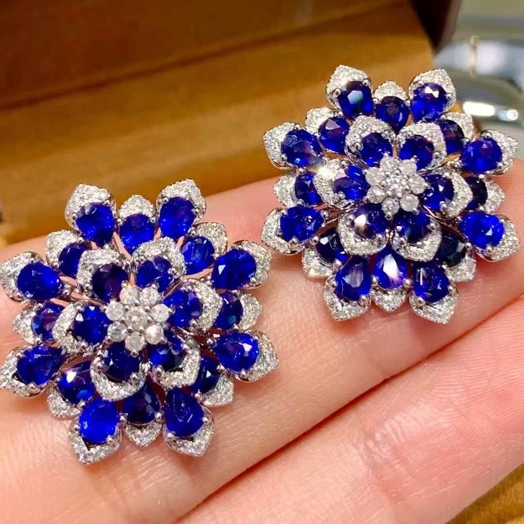 14k Gold 9.2 Ct Natural Sapphire & Diamond Earrings - 4