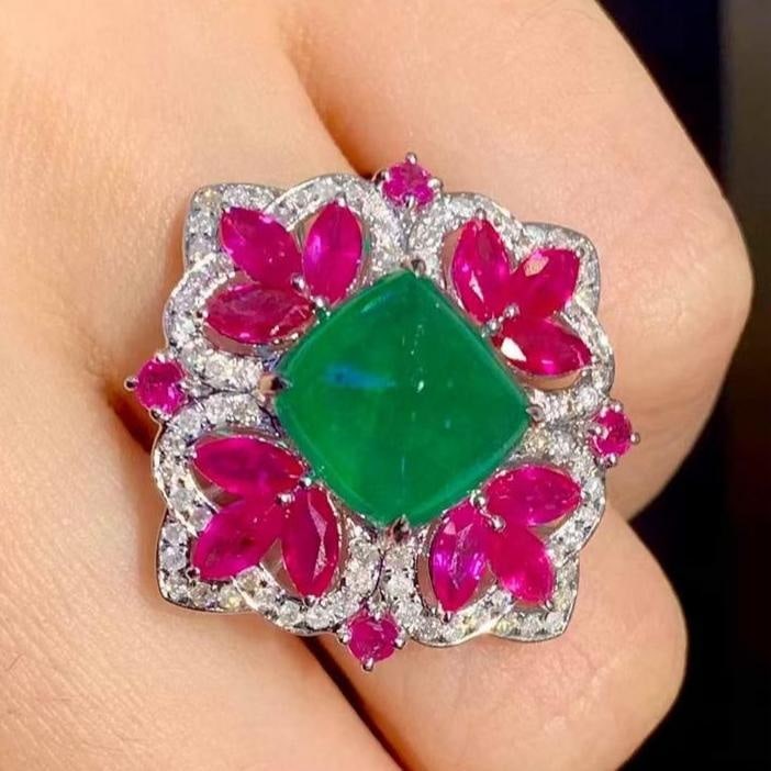 14k Gold 4.95 Ct Natural Emerald & Diamond Ring (1 of 7)