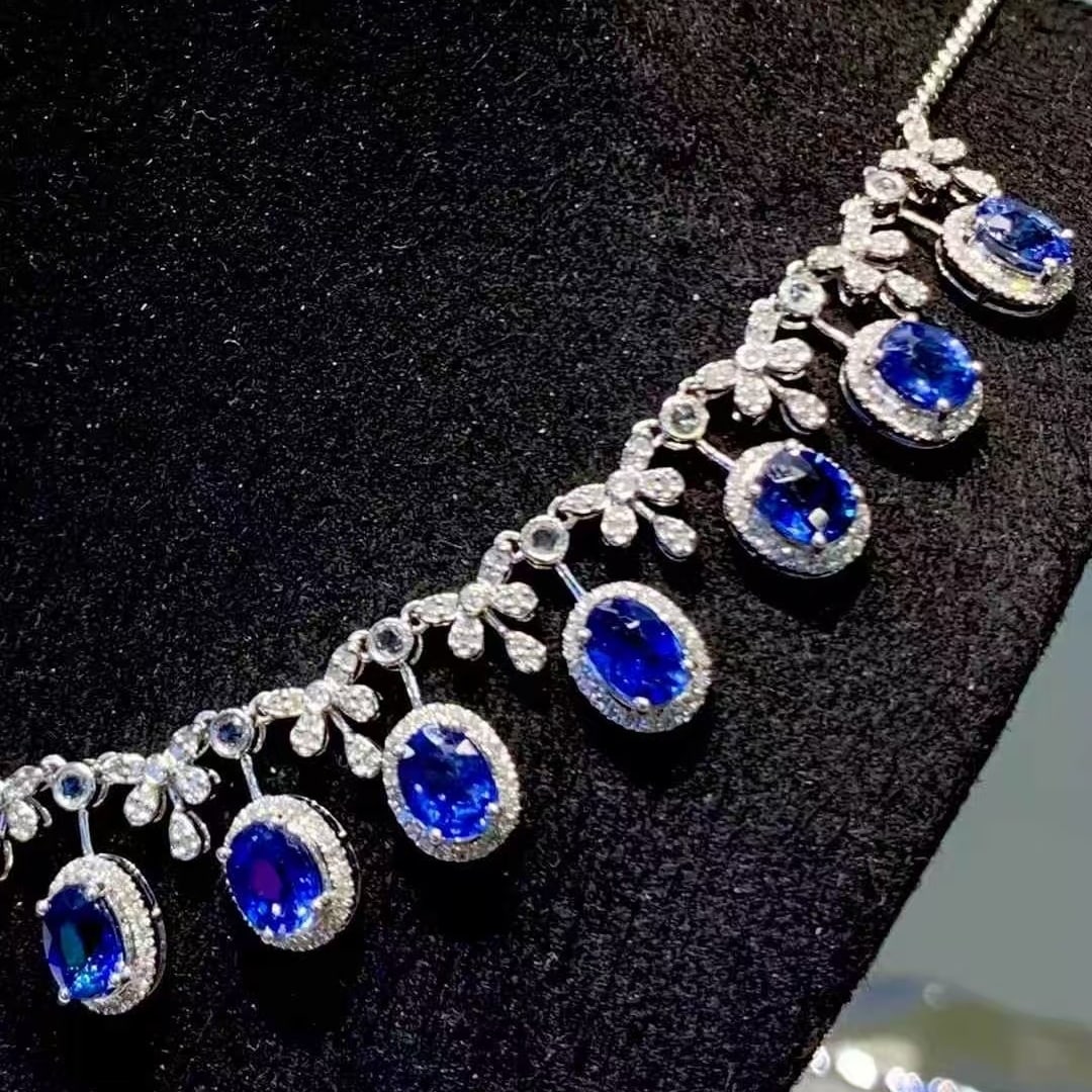 14k Gold 9.3 Ct Natural Sapphire & Diamond & Sapphire Necklace - 3