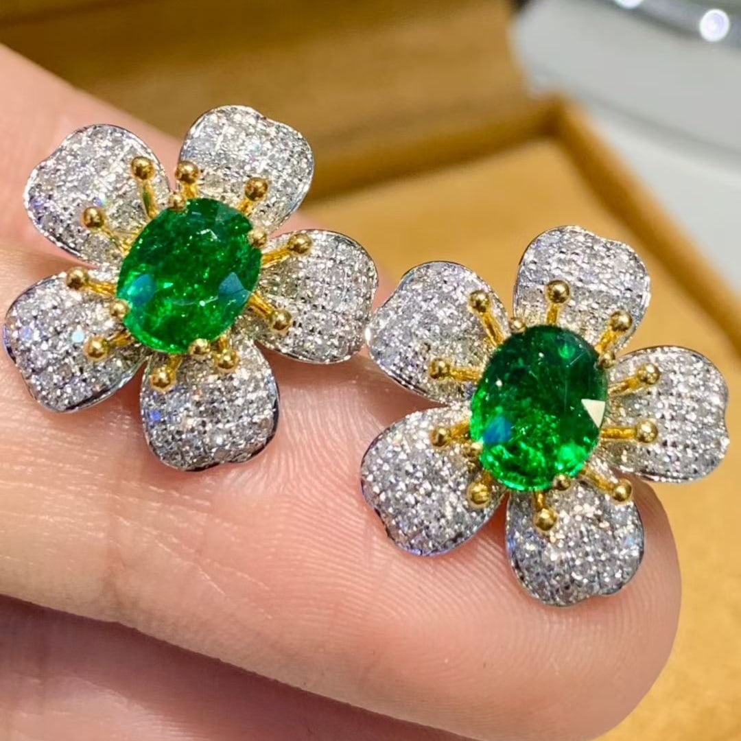 14k Gold 2.1 Ct Vivid Green Natural Tsavorite & Diamond & Flowers Earrings - 3