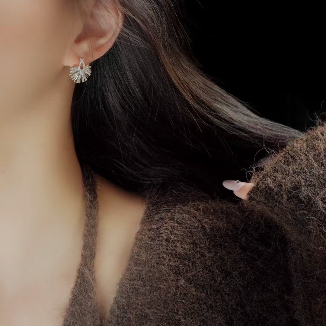 14k Gold 0.52 Ct Natural H Diamond Earrings - 4