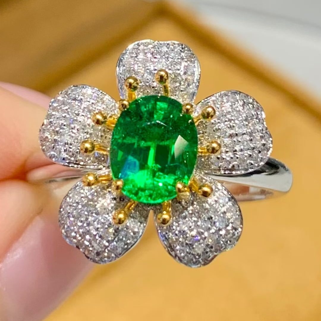 14k Gold 1.4 Ct Vivid Green Natural Tsavorite & Diamond & Flowers Ring - 2