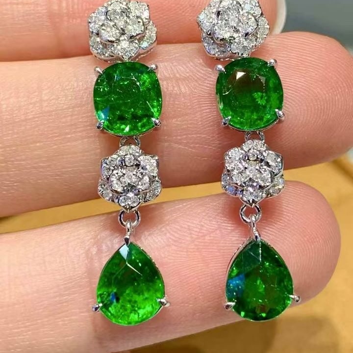 14k Gold 5.05 Ct Vivid Green Natural Tsavorite & Diamond Earrings - 2