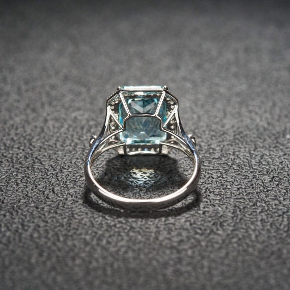 14k Gold 3.92 Ct Natural Aquamarine & Diamond Ring - 5