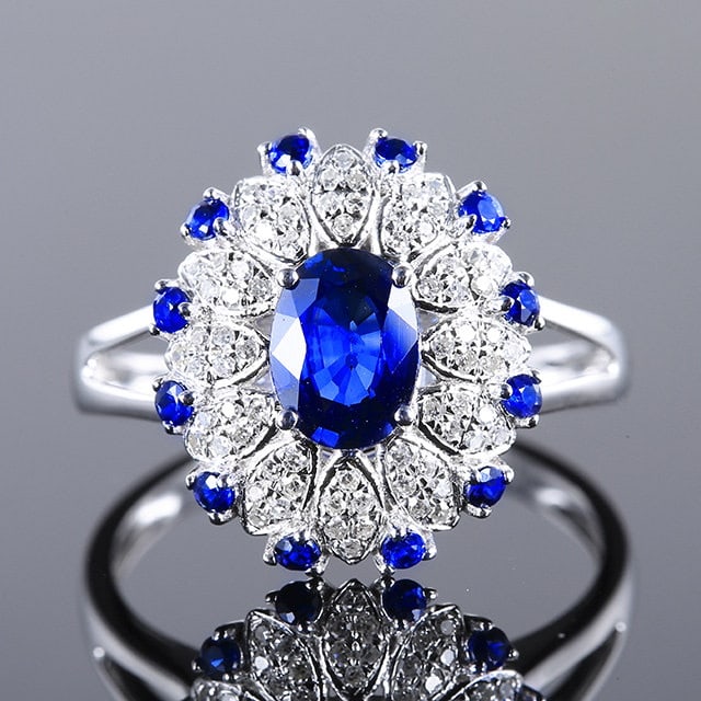 14k Gold 1.15 Ctw Natural Sapphire & Sapphire Ring: Ref:231129127 // gold content:14k gold // ring size:7. 25us // // main gemstone:sapphire // shape:oval // carat weight:0. 9ct // color:blue // treatment:natural // // adjacent gemstone 2 :