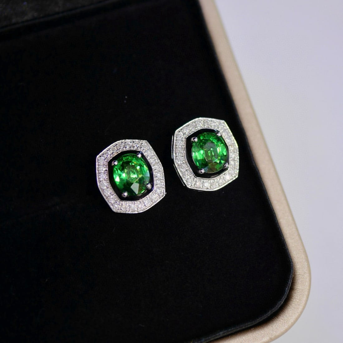 14k Gold 1.45 Ct Vivid Green Natural Tsavorite & Diamond Earrings - 2